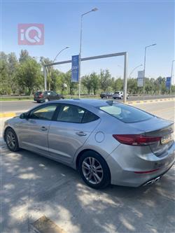 هیوندای ئەلەنترا